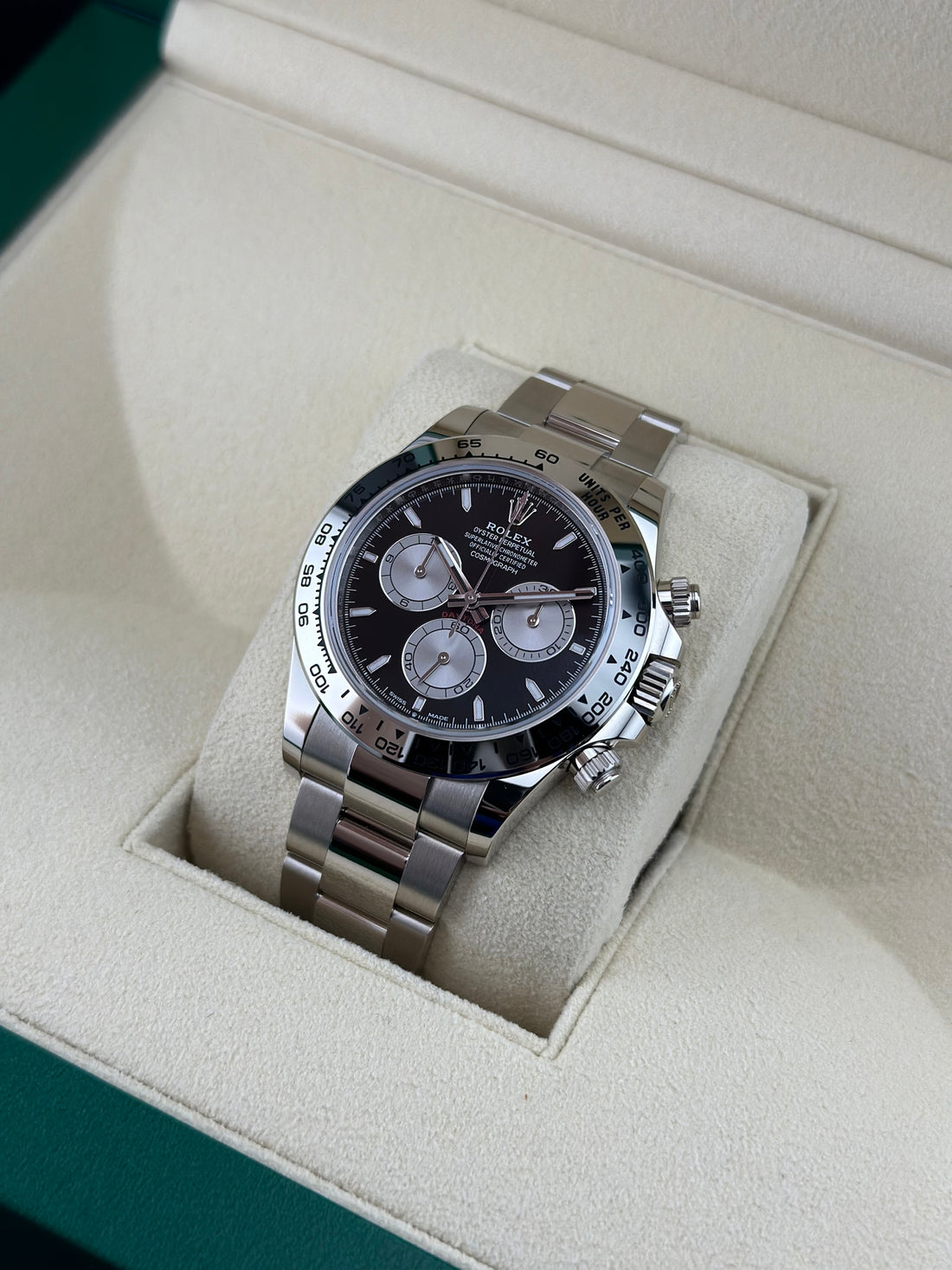 Rolex White Gold Daytona 40mm Black White Gold Oyster 126509