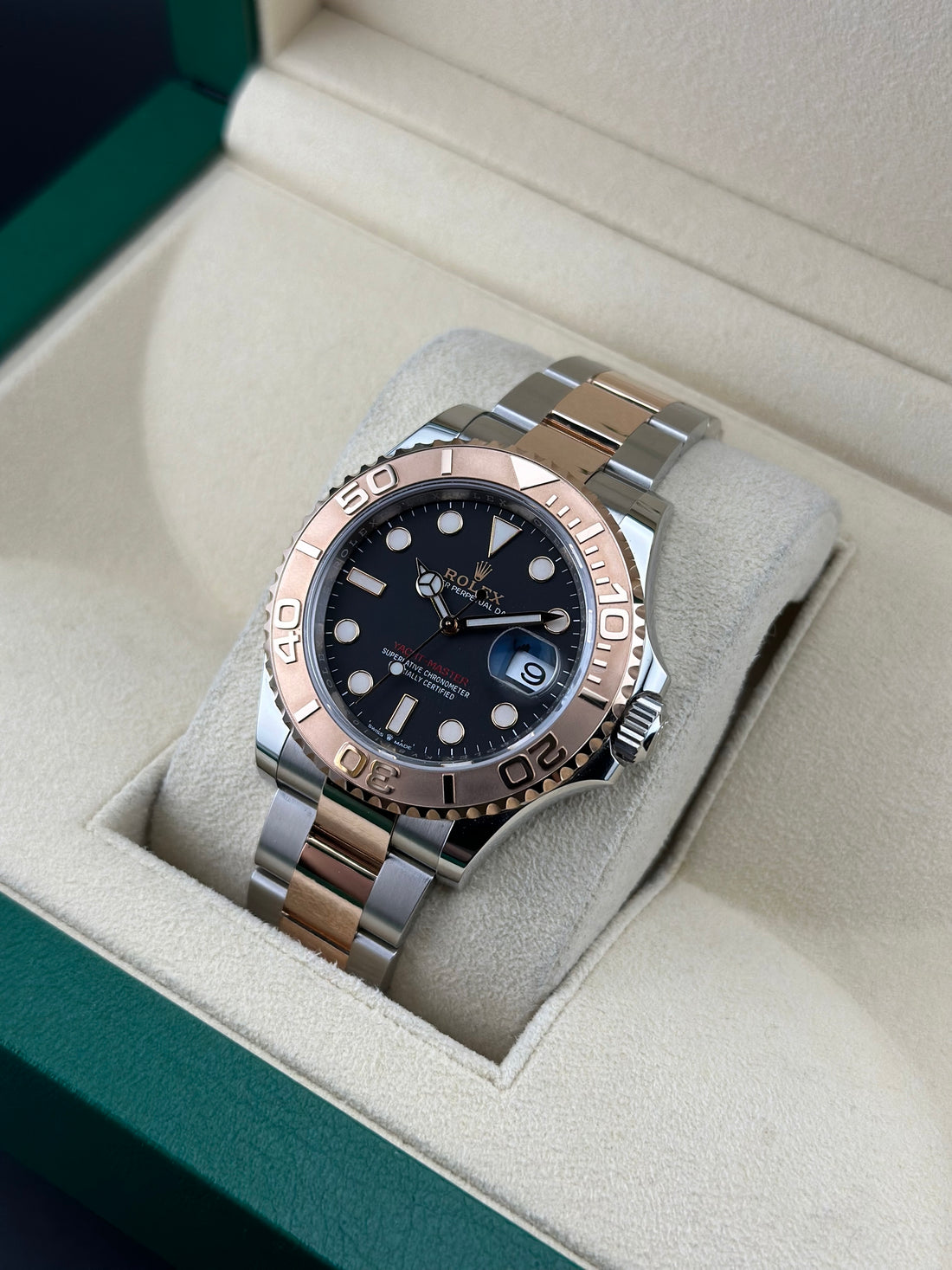 Rolex Two Tone Rose Gold Yacht-Master 37mm Black Rose Gold Two Tone Rose Gold 268655