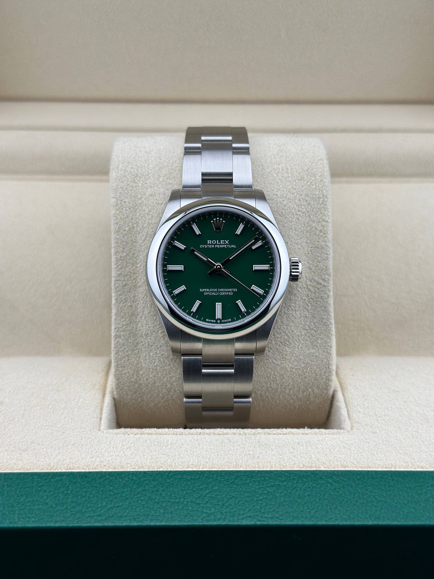 Rolex Steel Oyster Perpetual 31mm Green Smooth Oyster 277200