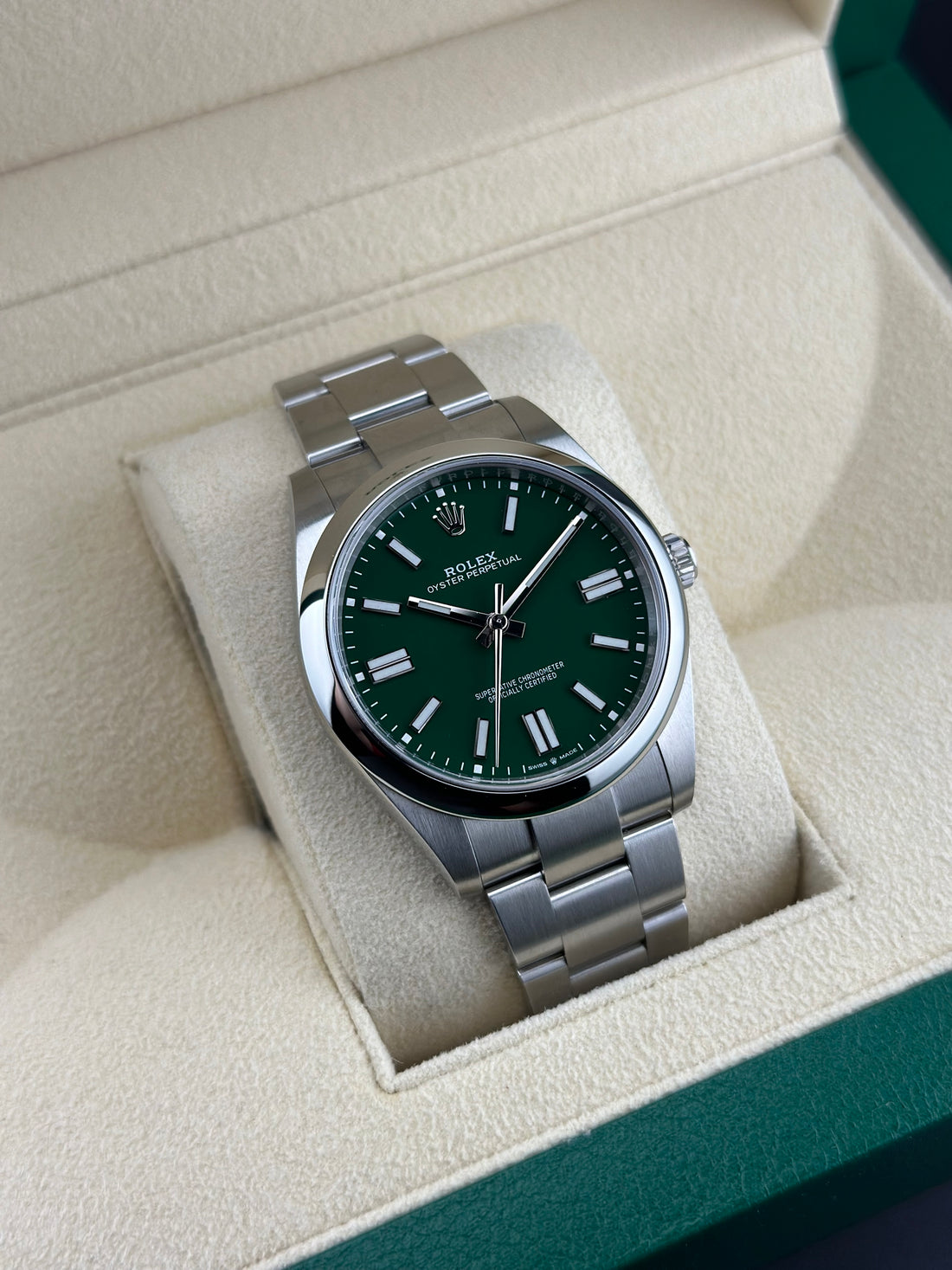 Rolex Steel Oyster Perpetual 41mm Green Smooth Oyster 124300