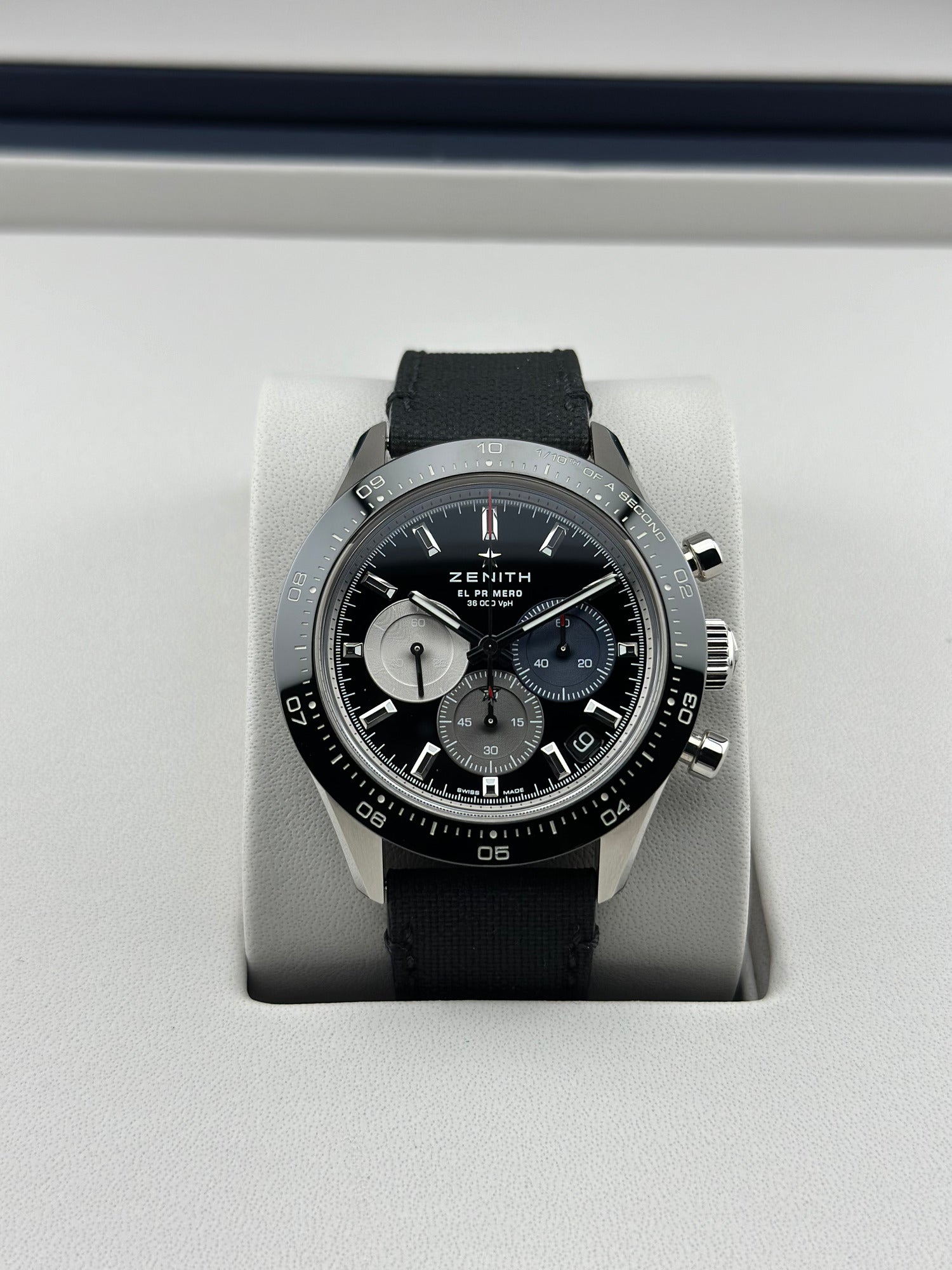 Zenith Stainless Steel Chronomaster Sport 40mm Black Ceramic Fabric 03.3100.3600/21.C822 El Primero