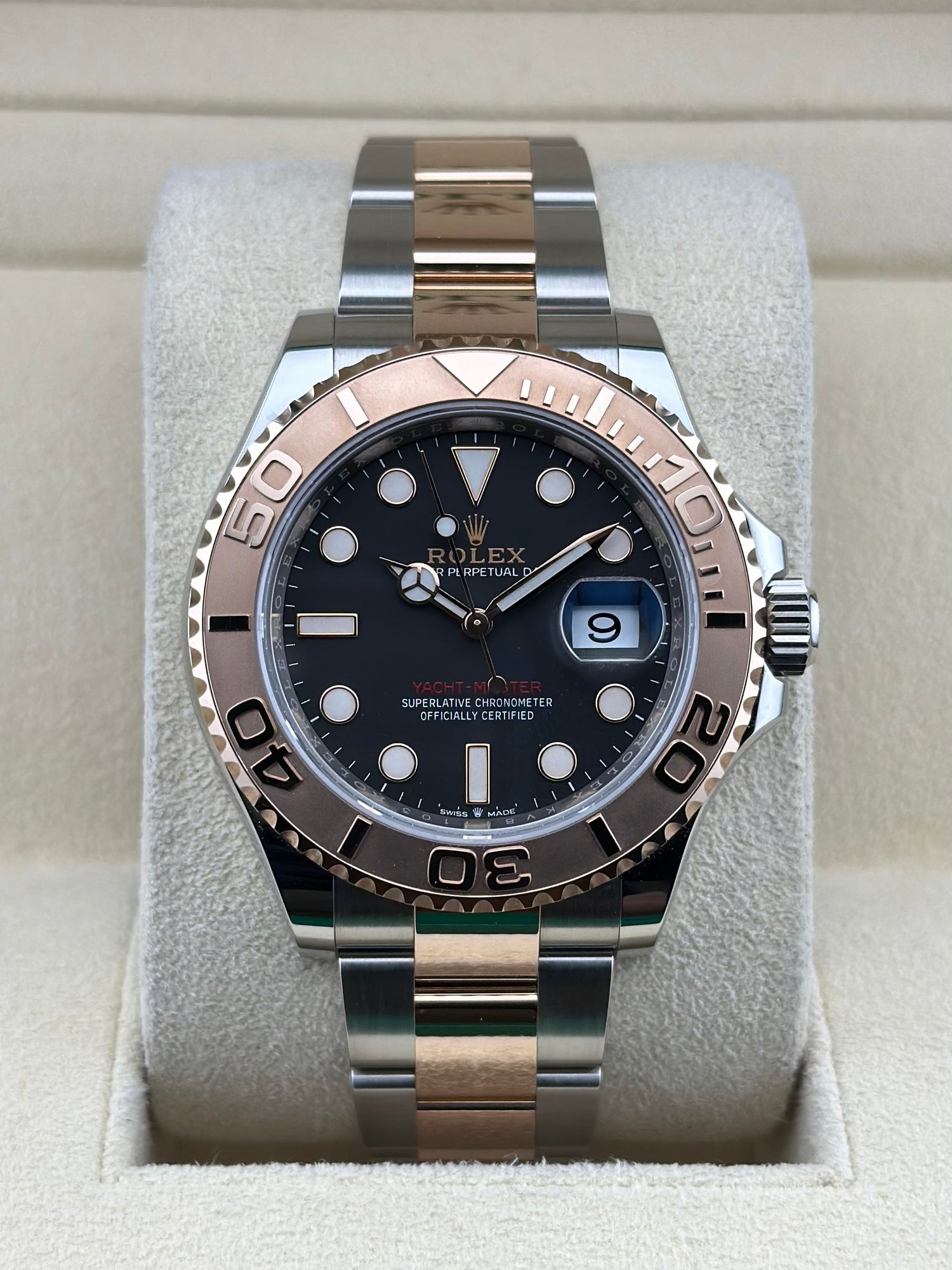 Rolex Two Tone Rose Gold Yacht-Master 37mm Black Rose Gold Two Tone Rose Gold 268655