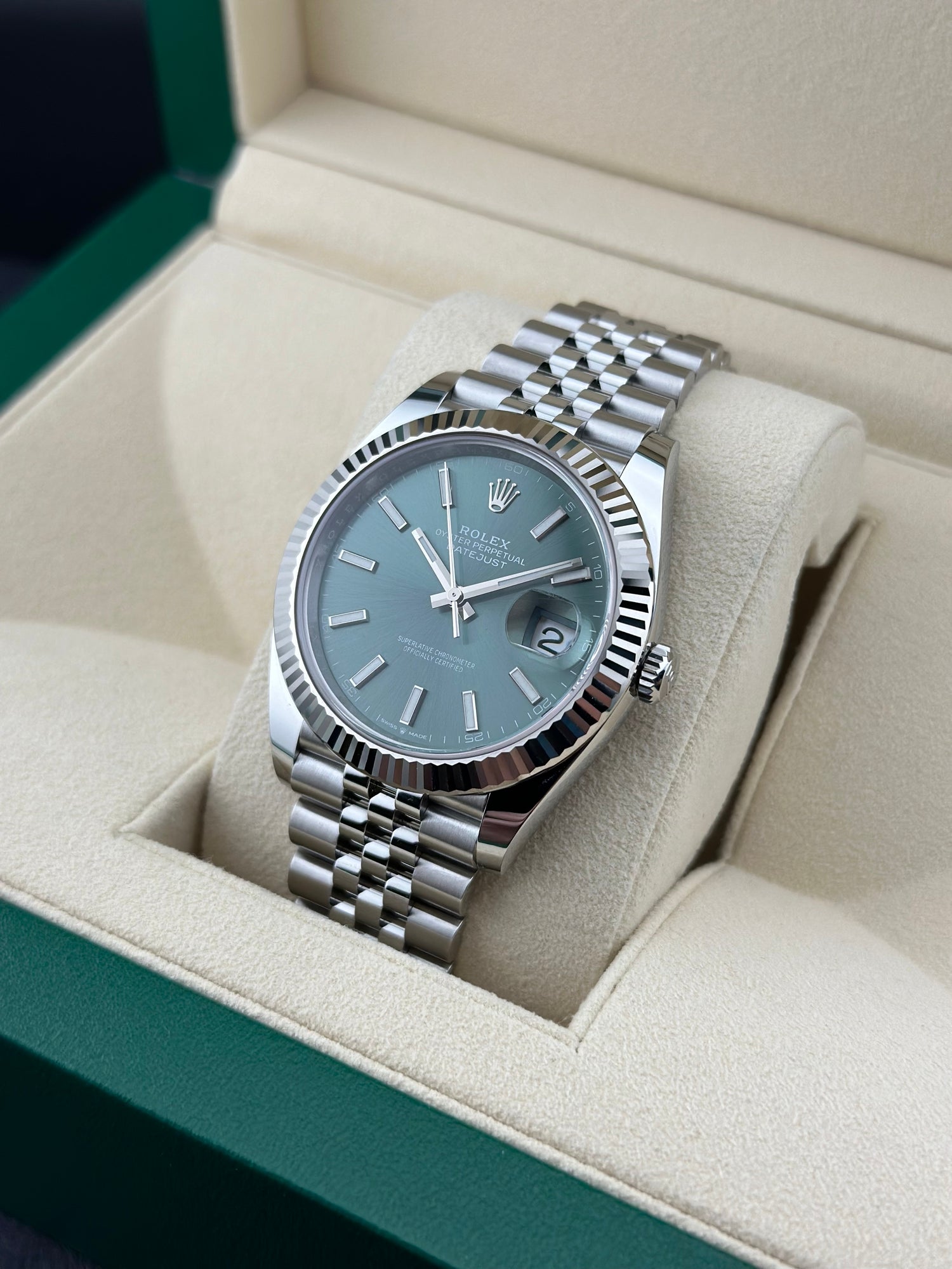 Rolex Steel Datejust 41mm Green Fluted Jubilee 126334