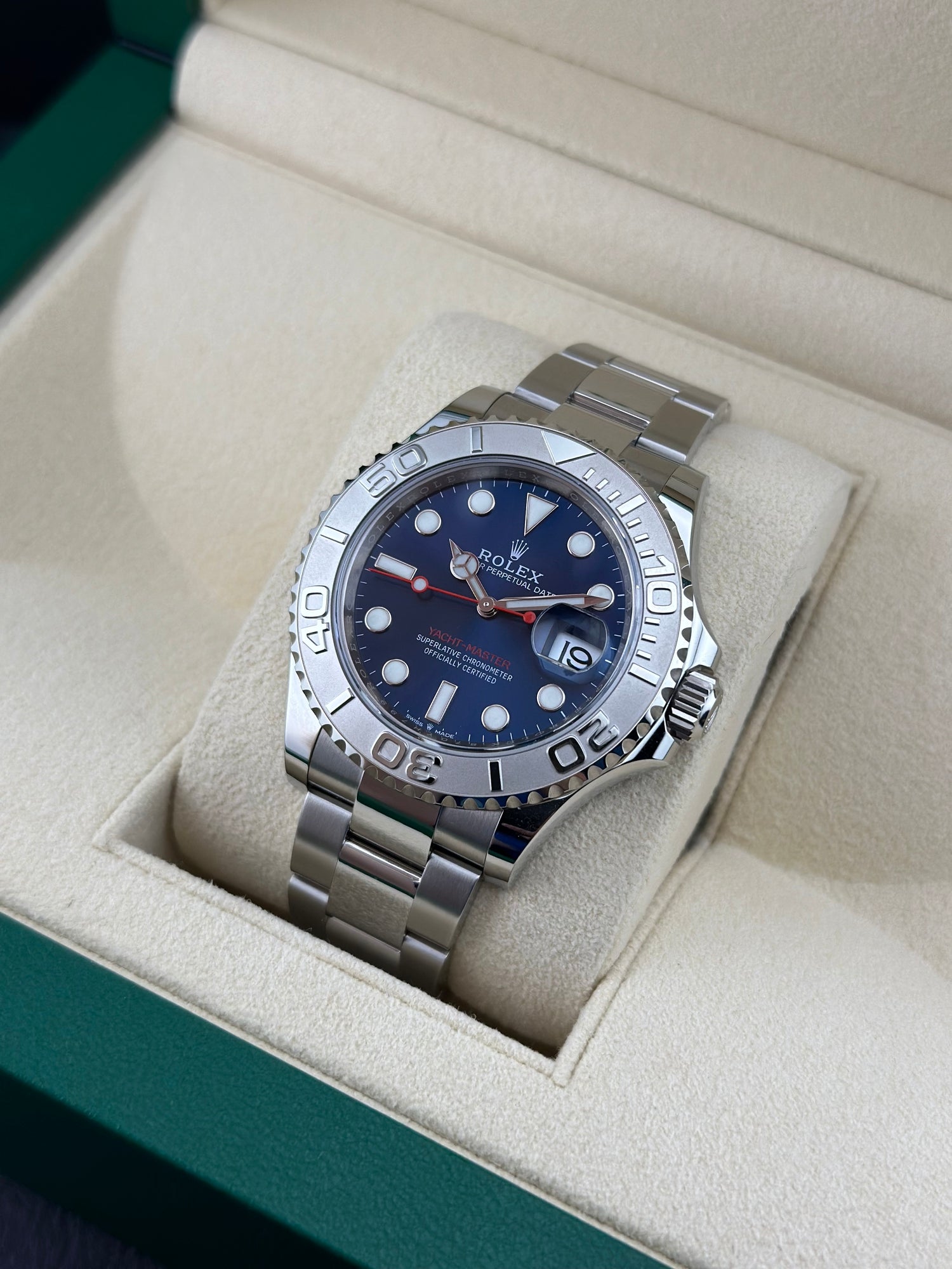 Rolex Steel Yacht-Master 40mm Blue Platinum Oyster 126622