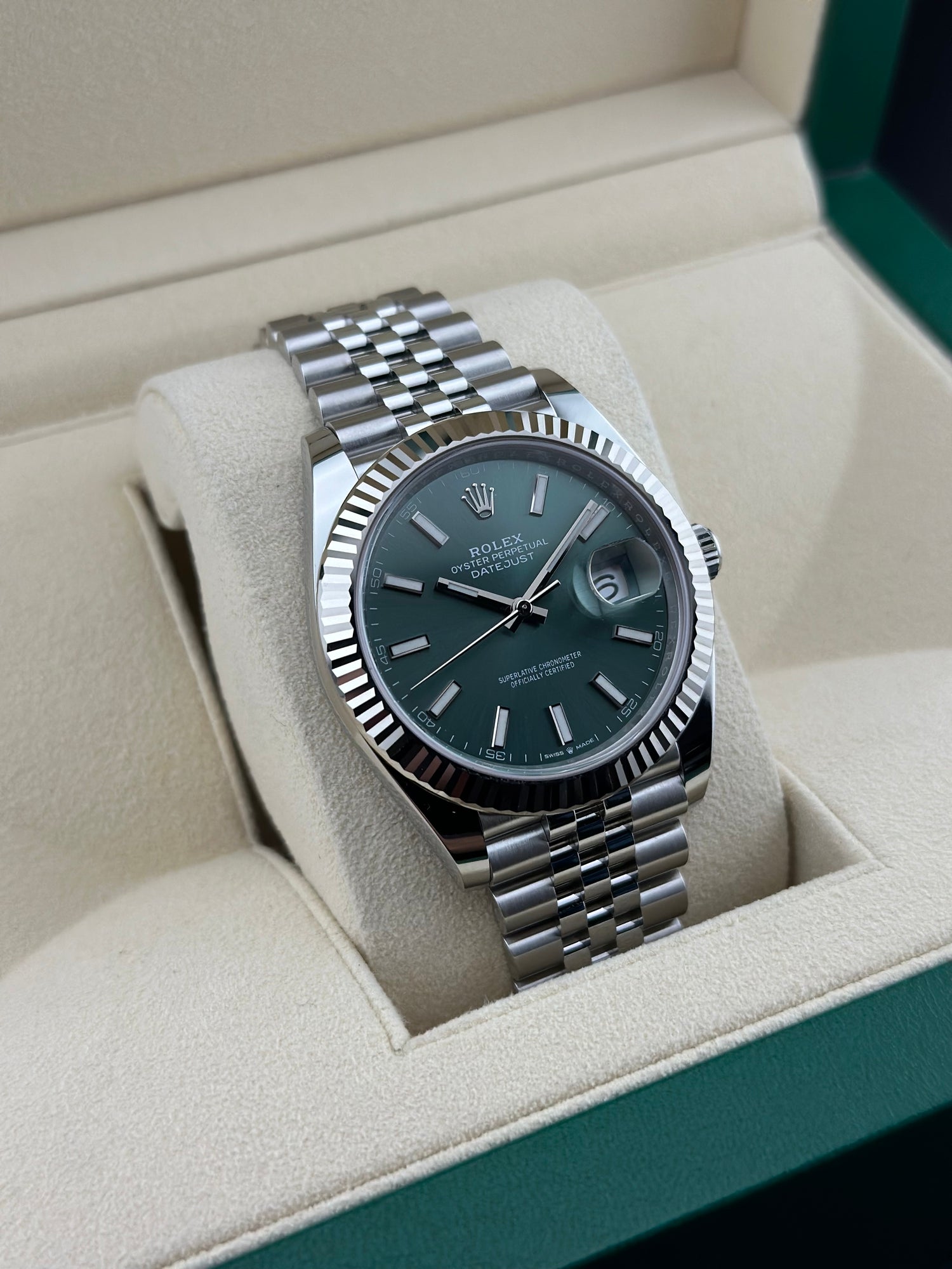 Rolex Steel Datejust 41mm Green Fluted Jubilee 126334